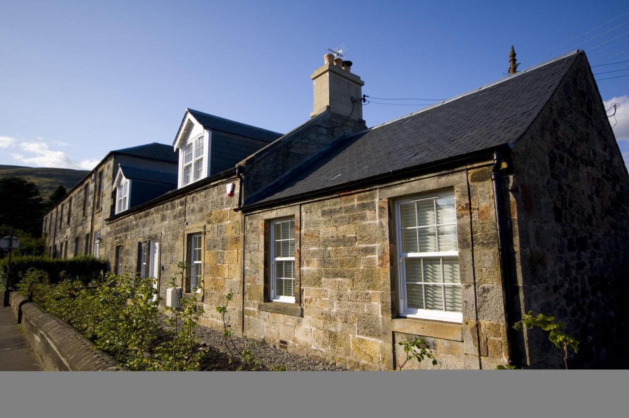 Dollar Harviestoun Houseヴィラ エクステリア 写真