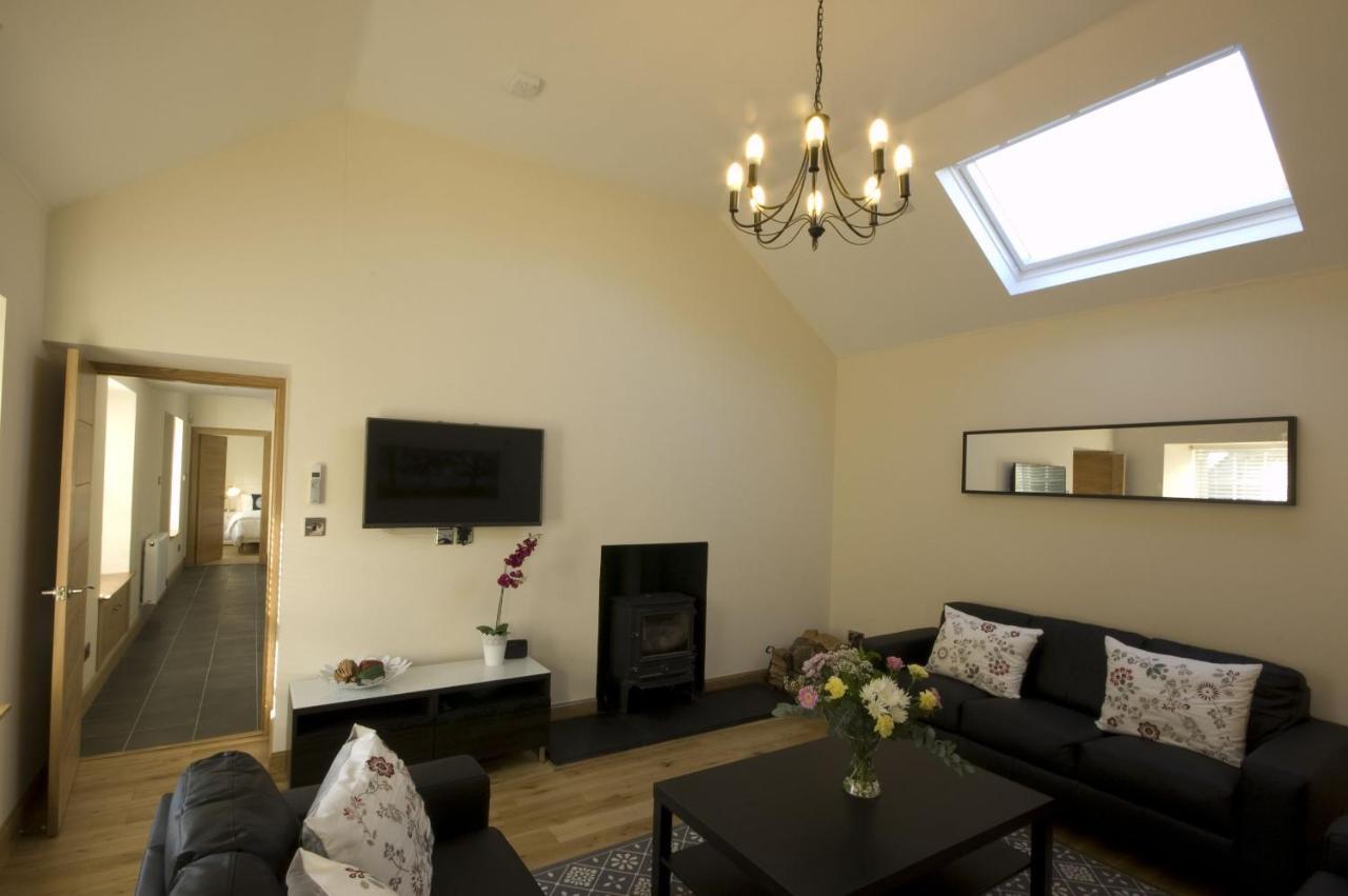 Dollar Harviestoun Houseヴィラ エクステリア 写真